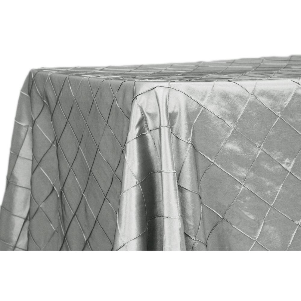 Pintuck rectangular tablecloth silver 32f3b178 cc08 47c4 a84c 85b2000cec21 2048x2048