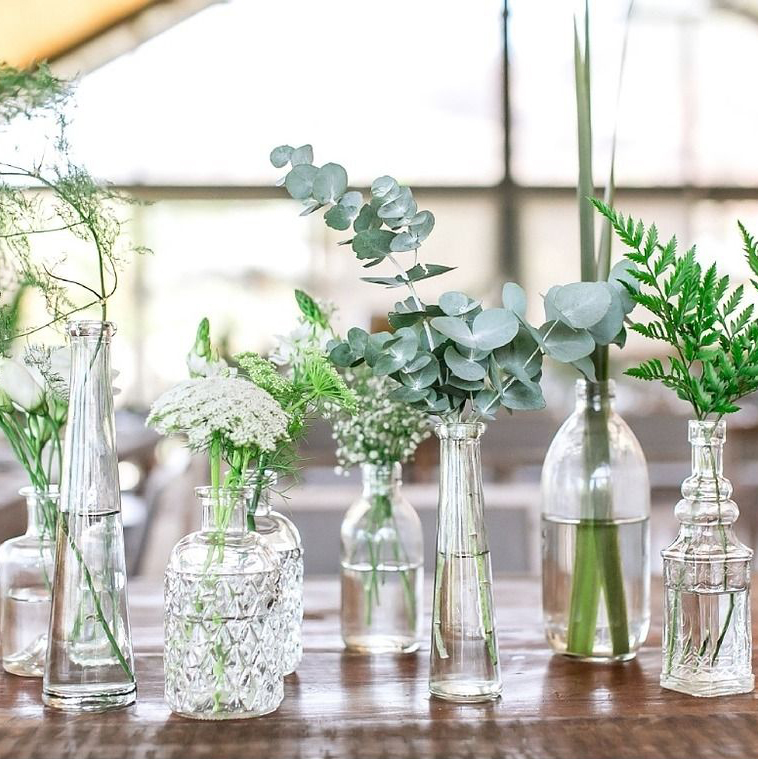 Clear bud vases6
