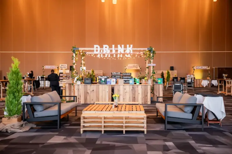 Imagine that events 003